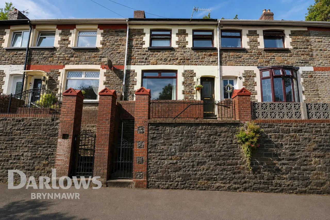 2 bed house for sale, Cyril Place, Abertillery