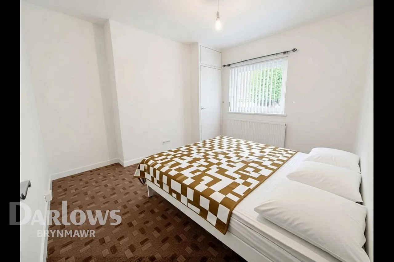 Cyril Place, Abertillery, photo 10