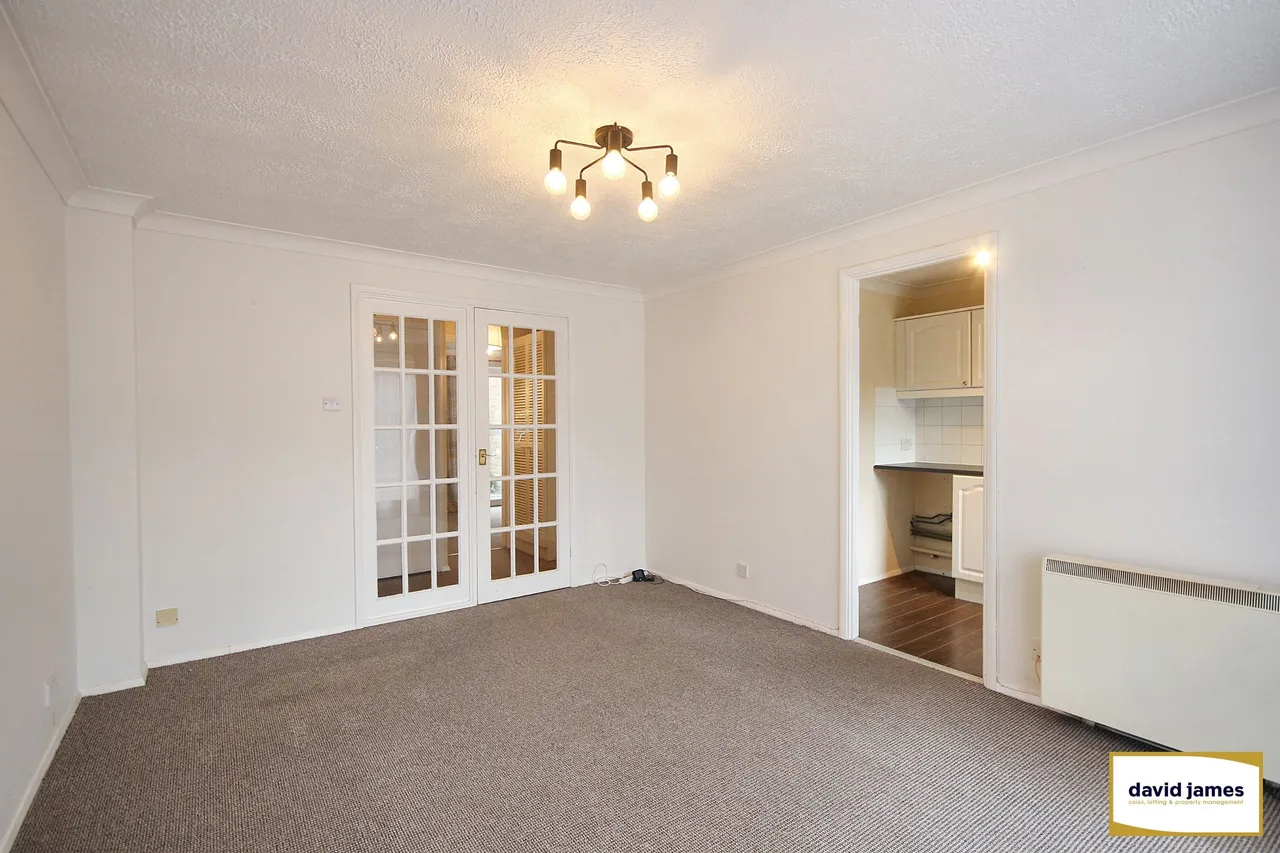 Dyke Drive, Orpington, photo 4