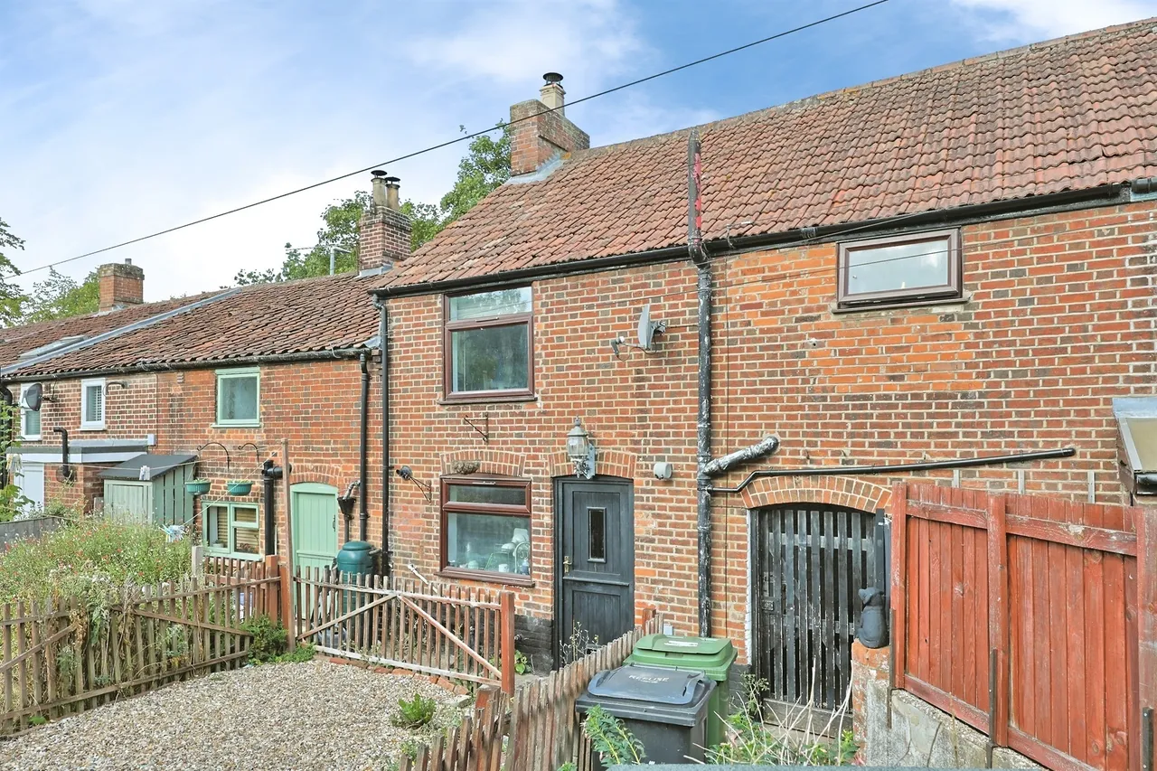 Avenue Road, Wymondham, NR18, photo 10
