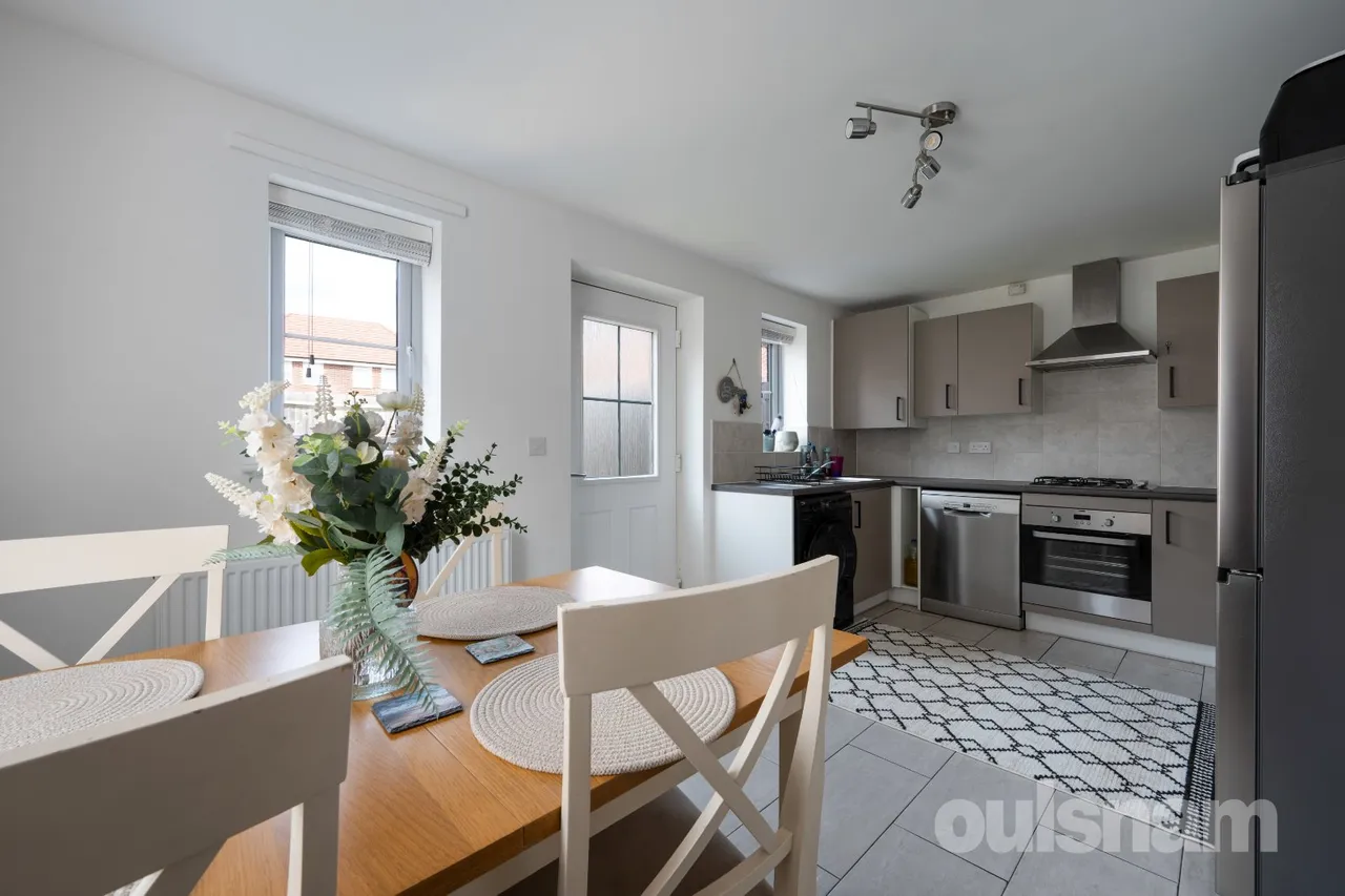 Oakdale Close, Redditch, Worcestershire, B98 7UW, photo 2