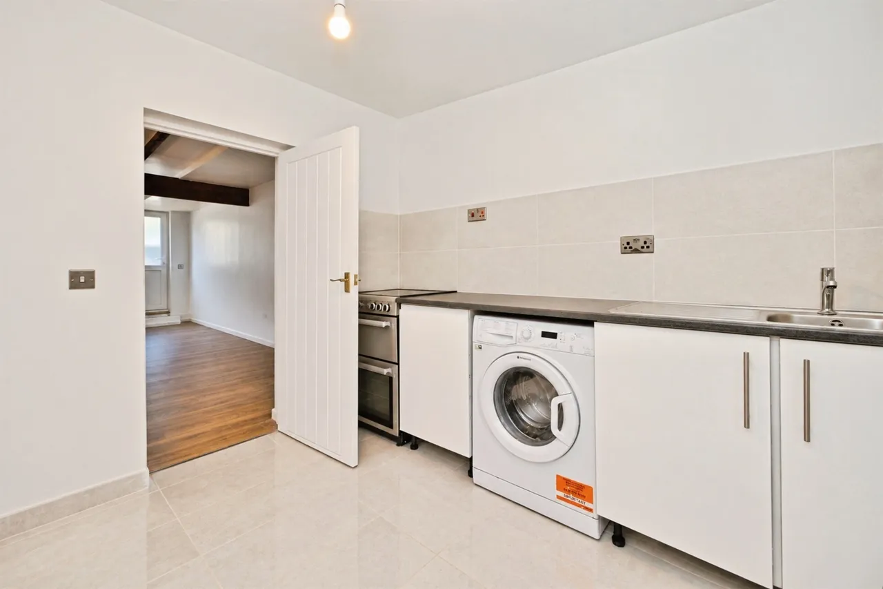 Eastland Road, Yeovil, BA21, photo 6