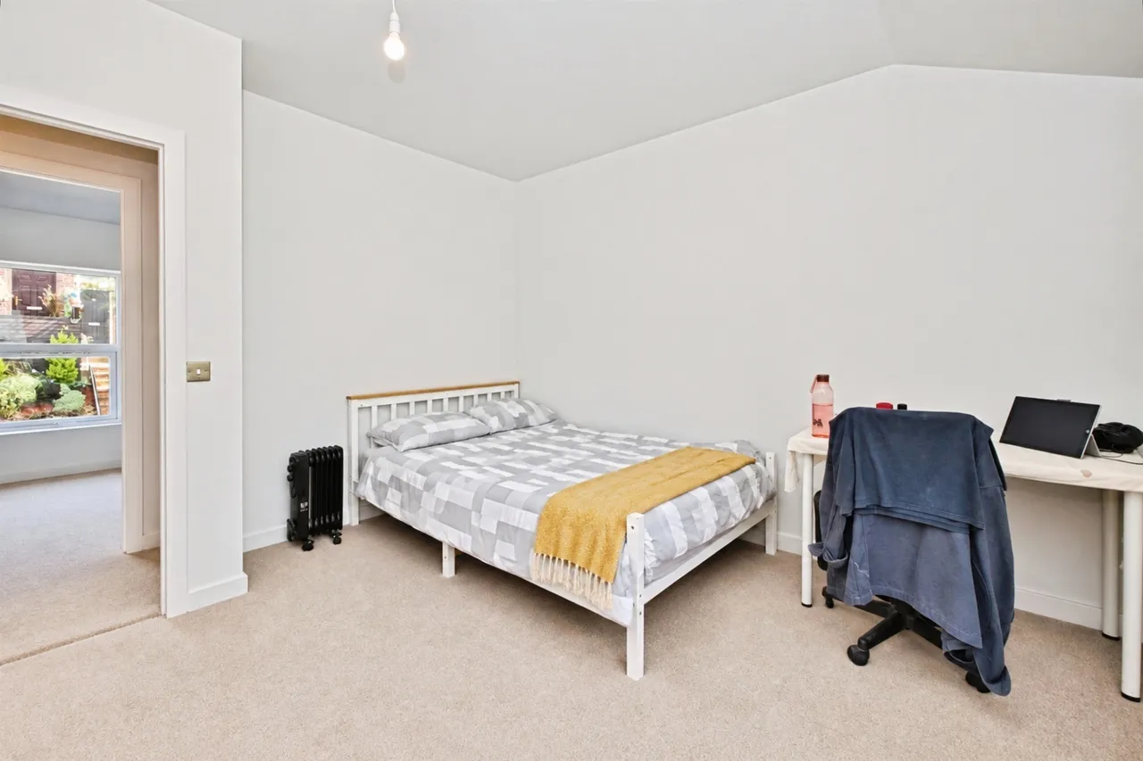 Eastland Road, Yeovil, BA21, photo 12