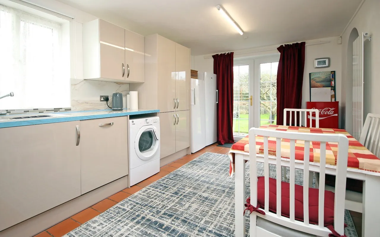 Bryngwran, Holyhead, photo 20
