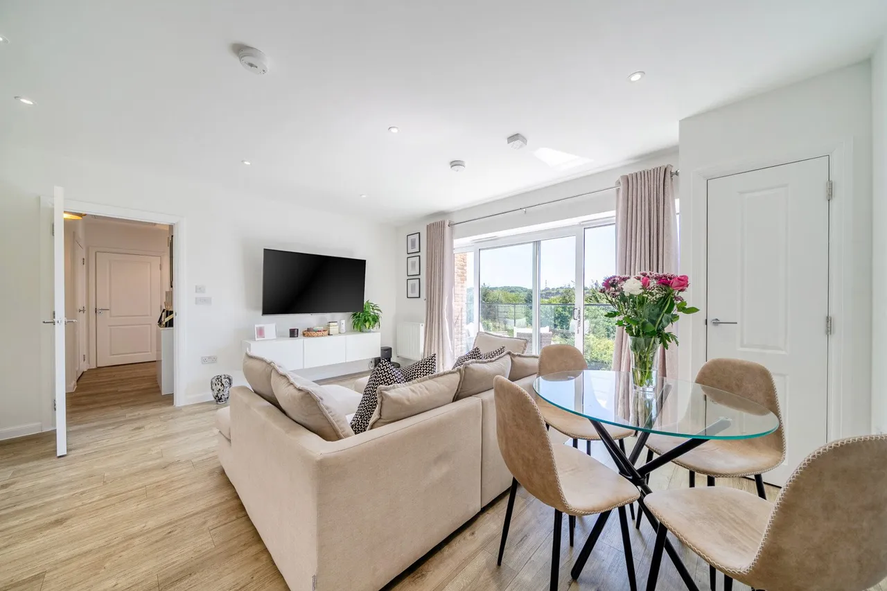 2 bed flat for sale — Havelock Drive, DA9