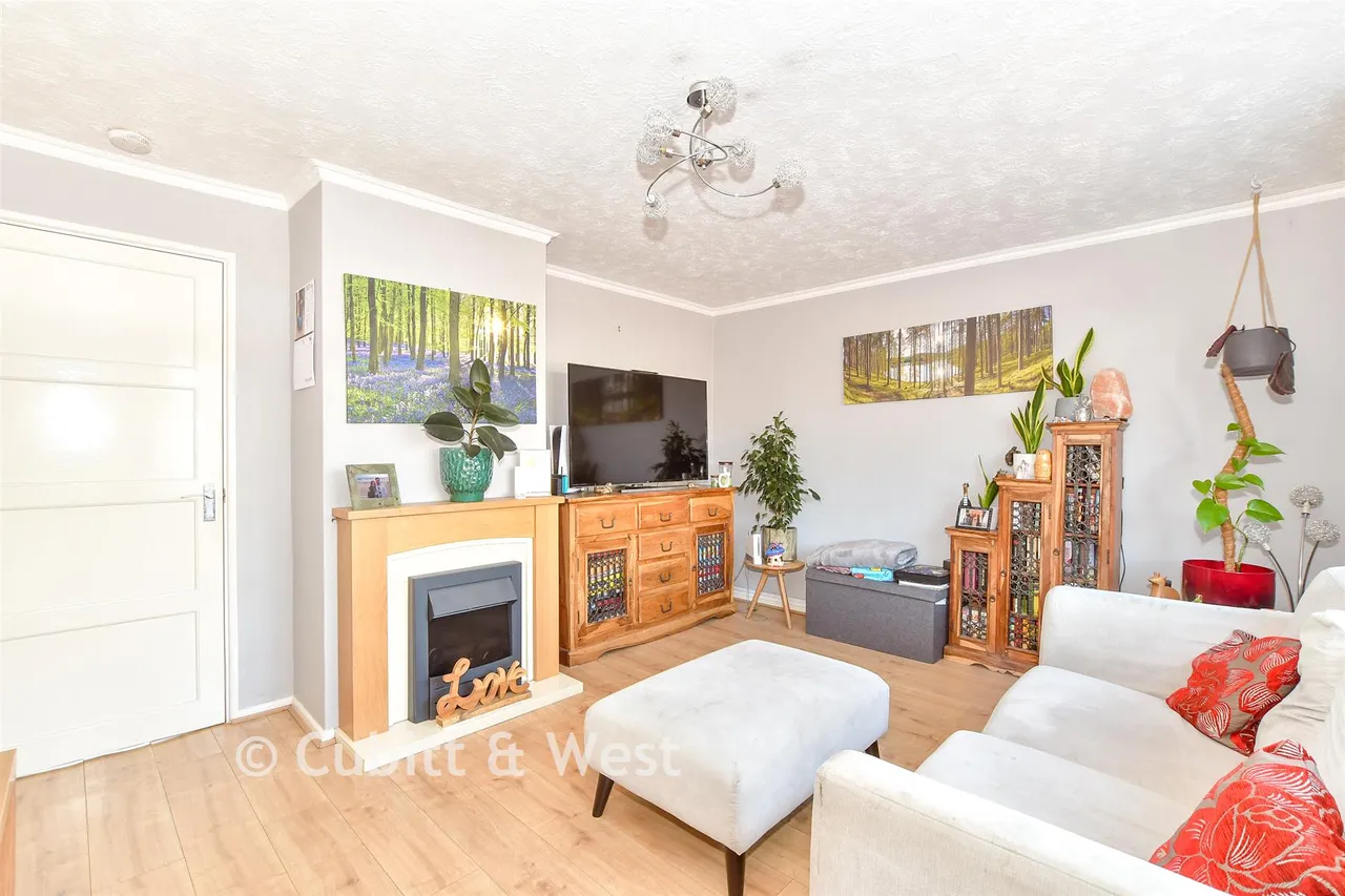 Priorsdean Crescent, Havant, PO9, photo 5