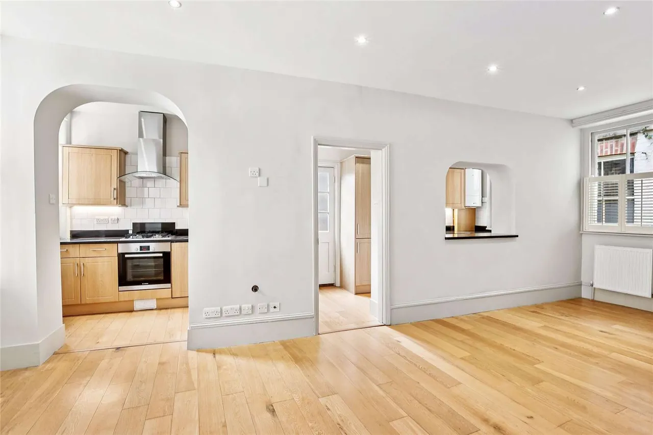 Aynhoe Mansions, Aynhoe Road, London, W14 0QB, photo 3