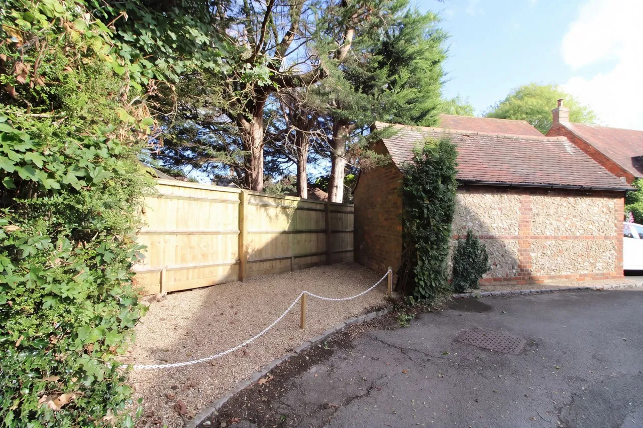 Chiltern Lane, Hazlemere, HP15, photo 18