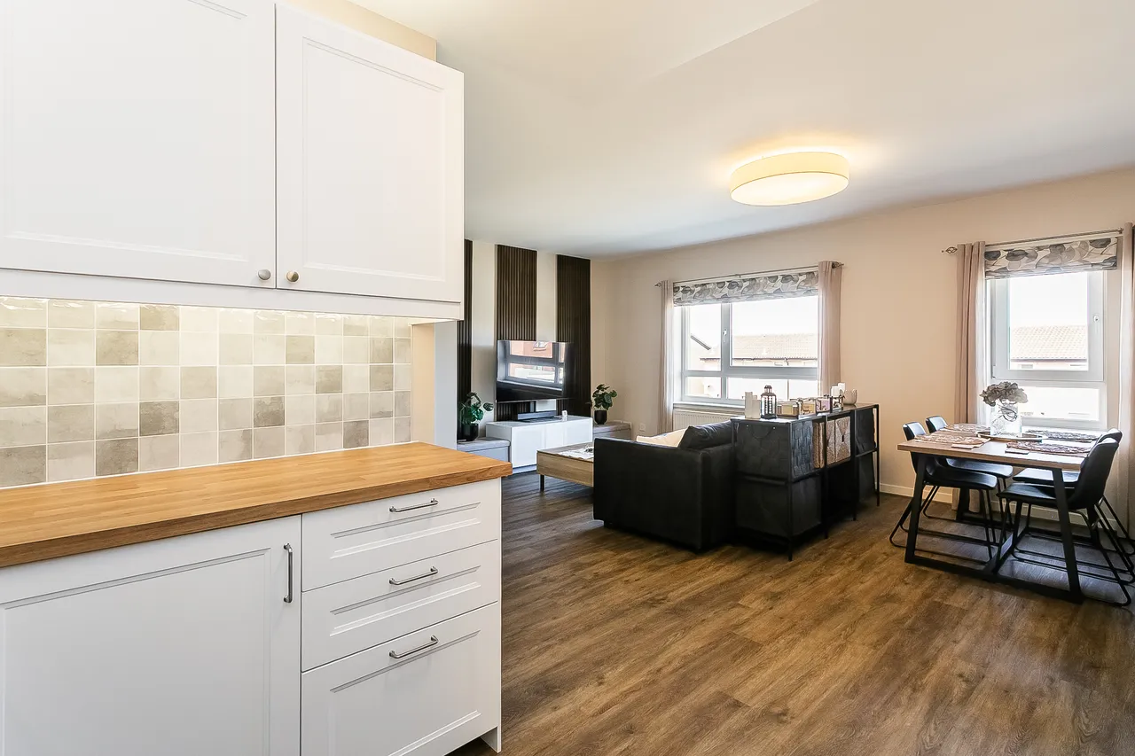 New Mart Place, Edinburgh, EH14, photo 12