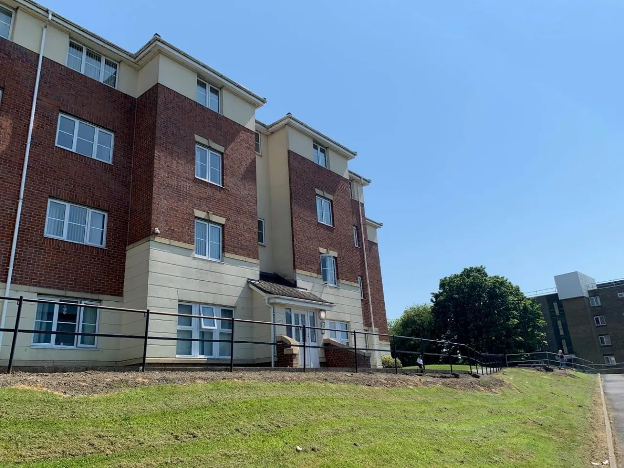 2 bed flat for sale — Regency Apartments, Killingworth