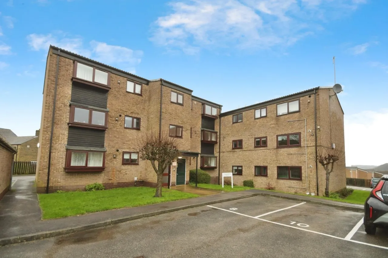1 bed flat for sale — Everard Avenue, Bradway, Sheffield, S17 4NF