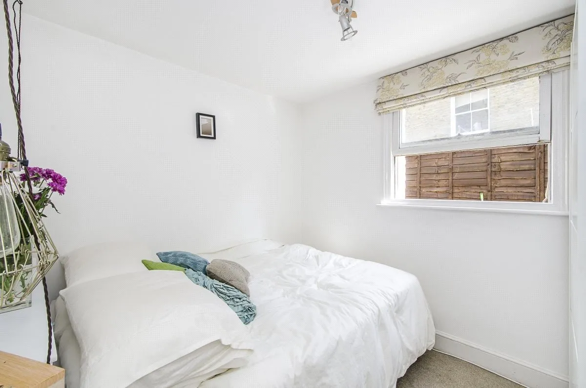 St. Luke's Avenue, London, SW4, photo 6