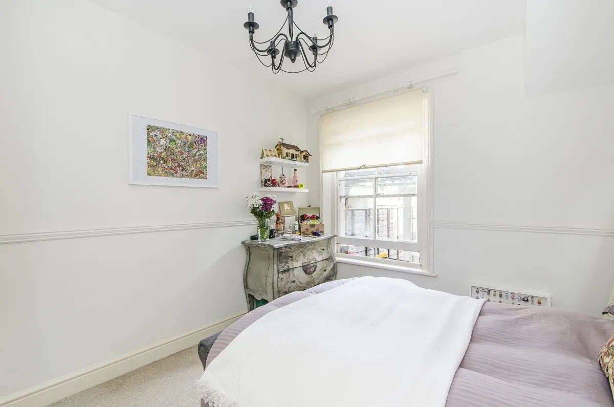 St. Luke's Avenue, London, SW4, photo 11