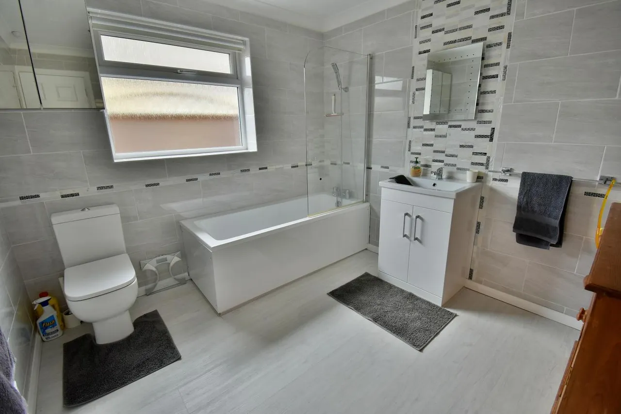 Church Road, BH22, photo 12