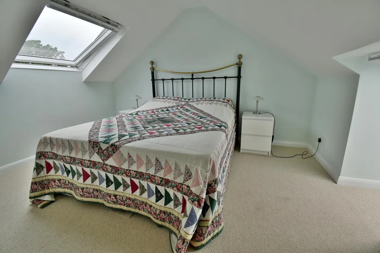 Church Road, BH22, photo 19