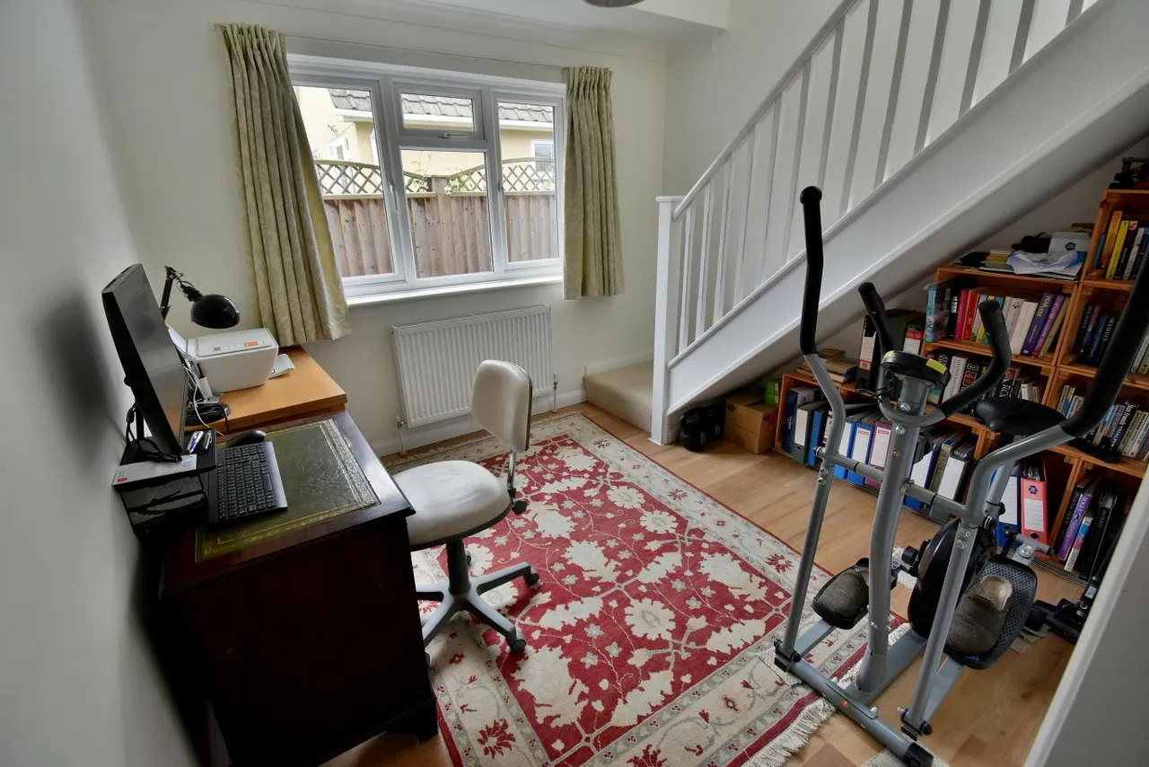 Church Road, BH22, photo 15