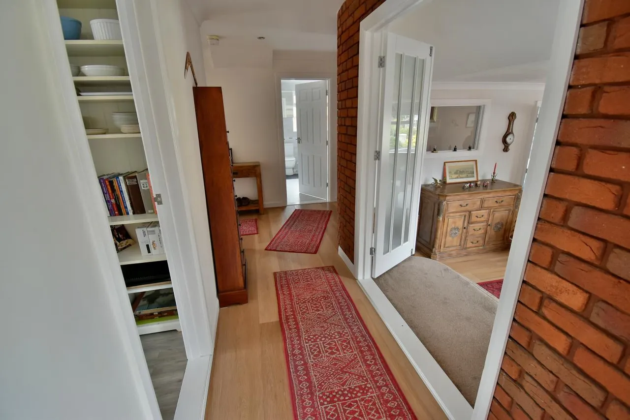 Church Road, BH22, photo 3