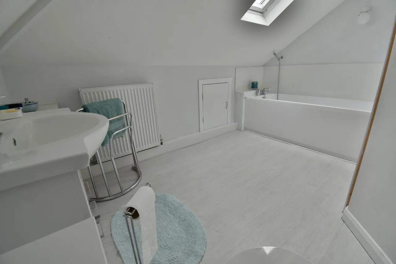 Church Road, BH22, photo 20