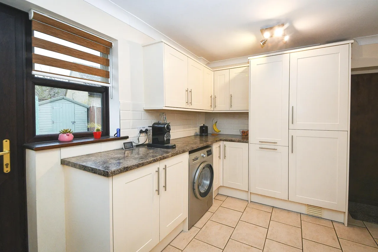 Oxborough Drive, South Wootton, King's Lynn, PE30, photo 7