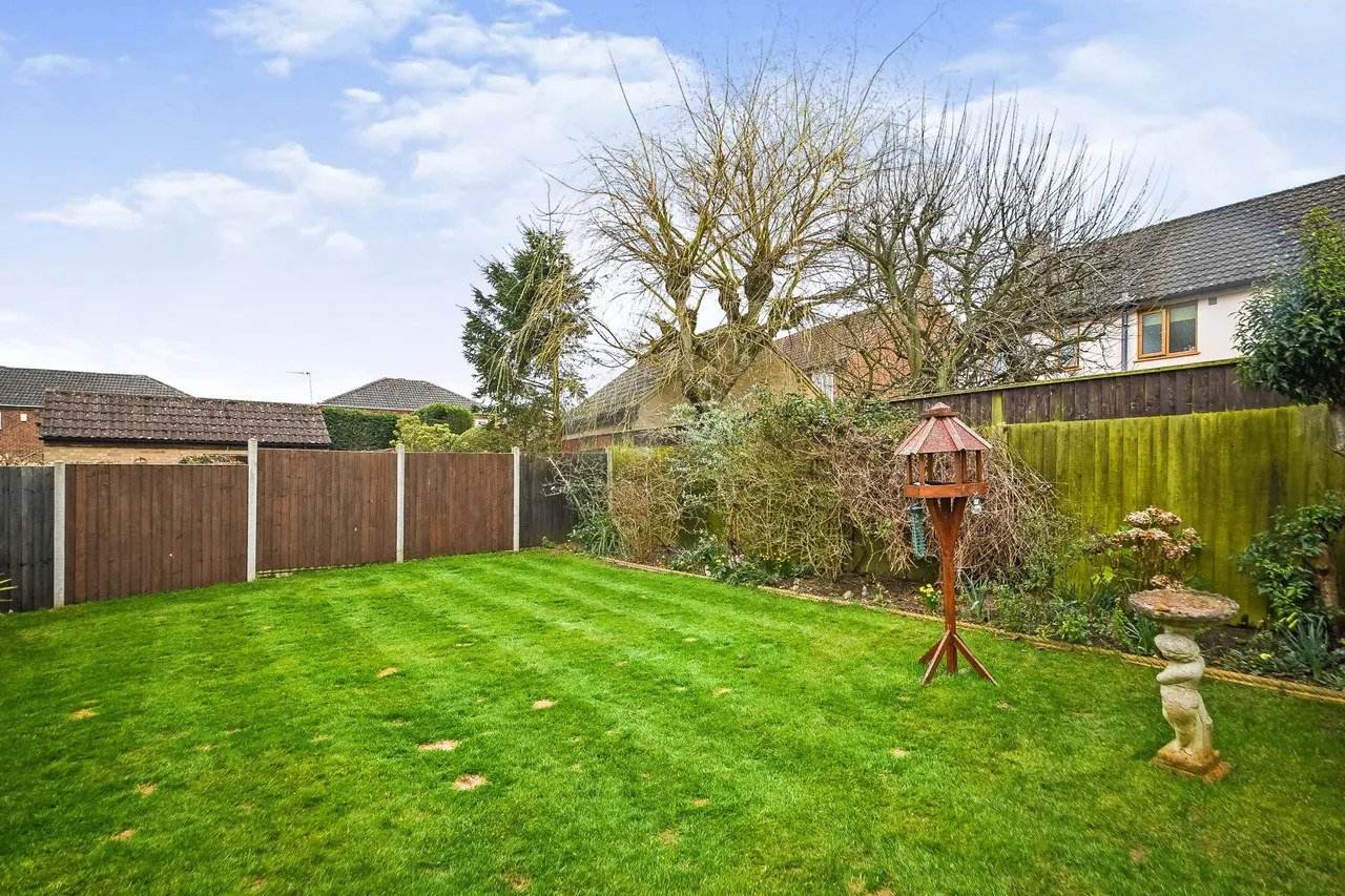 Oxborough Drive, South Wootton, King's Lynn, PE30, photo 12