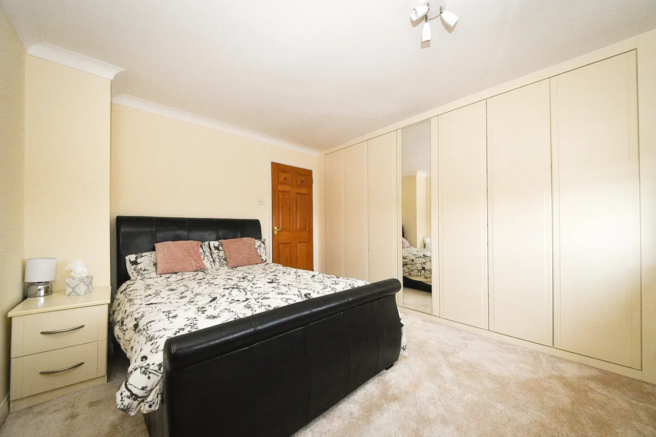 Oxborough Drive, South Wootton, King's Lynn, PE30, photo 9