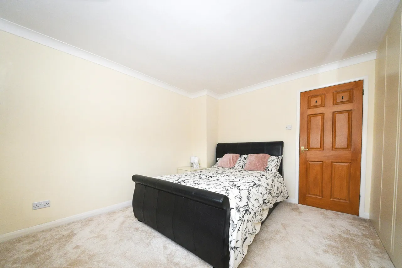 Oxborough Drive, South Wootton, King's Lynn, PE30, photo 13