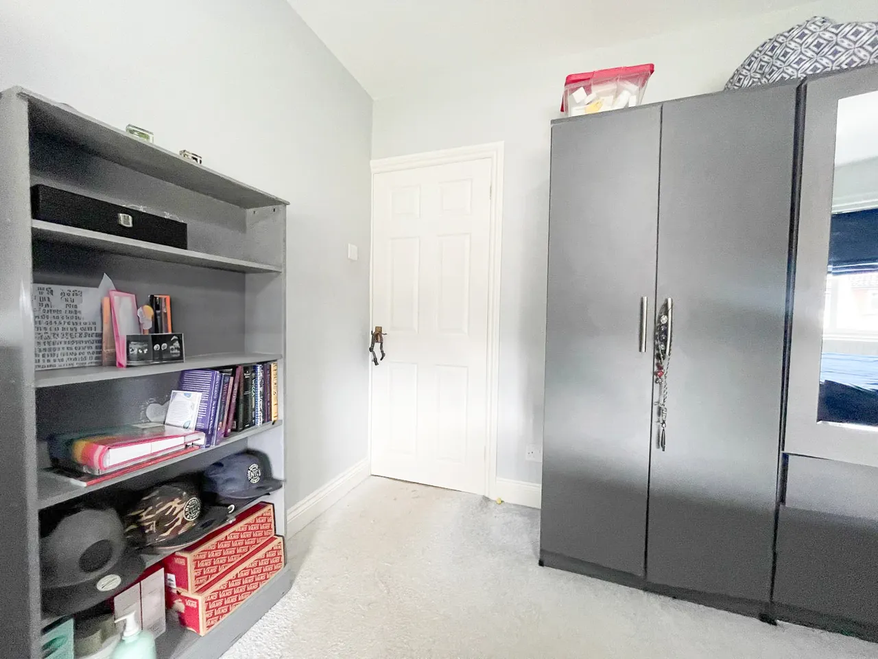 Oldham Drive, Bredbury, SK6, photo 13
