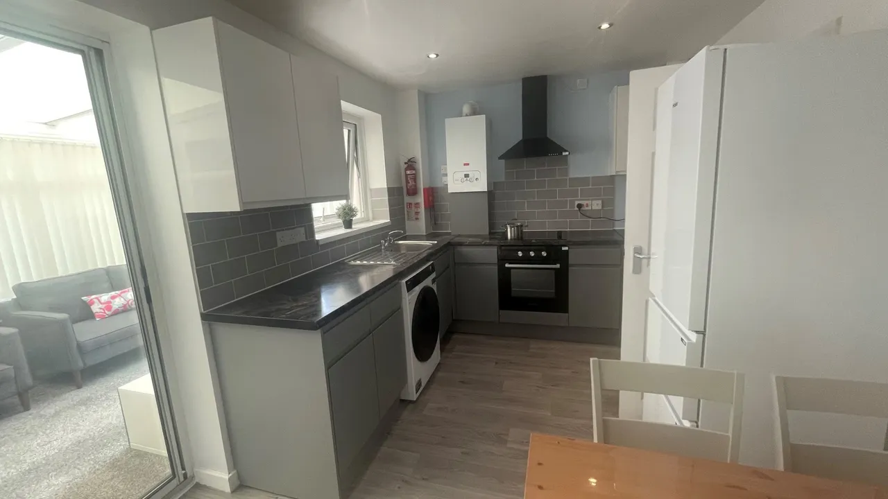 College Court, Preston, Lancashire, PR1 7RU, photo 11