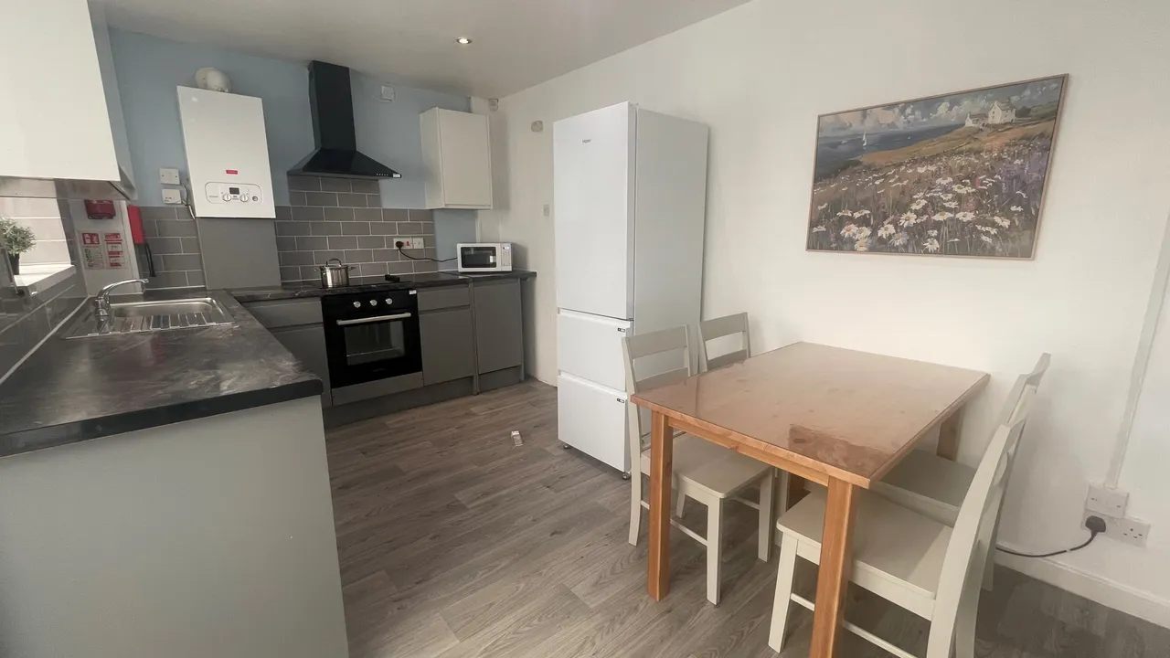 College Court, Preston, Lancashire, PR1 7RU, photo 2