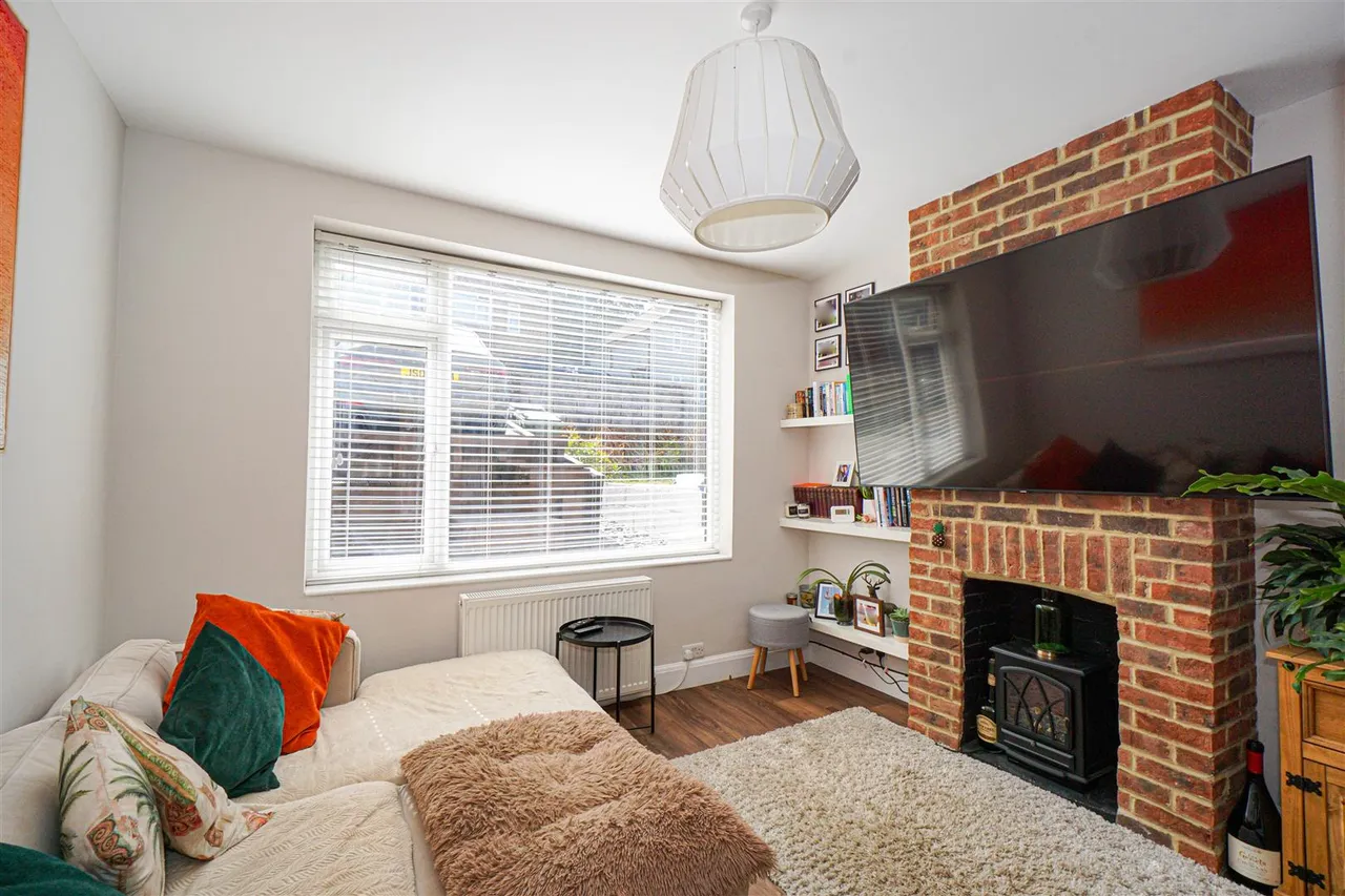 Oakfield Road, Hastings, photo 2