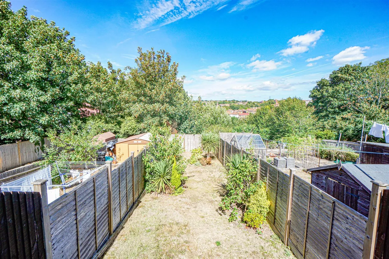 Oakfield Road, Hastings, photo 5