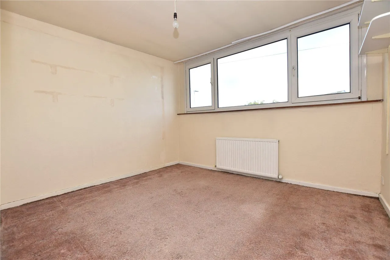 Highfield Gardens, Gildersome, LS27, photo 11