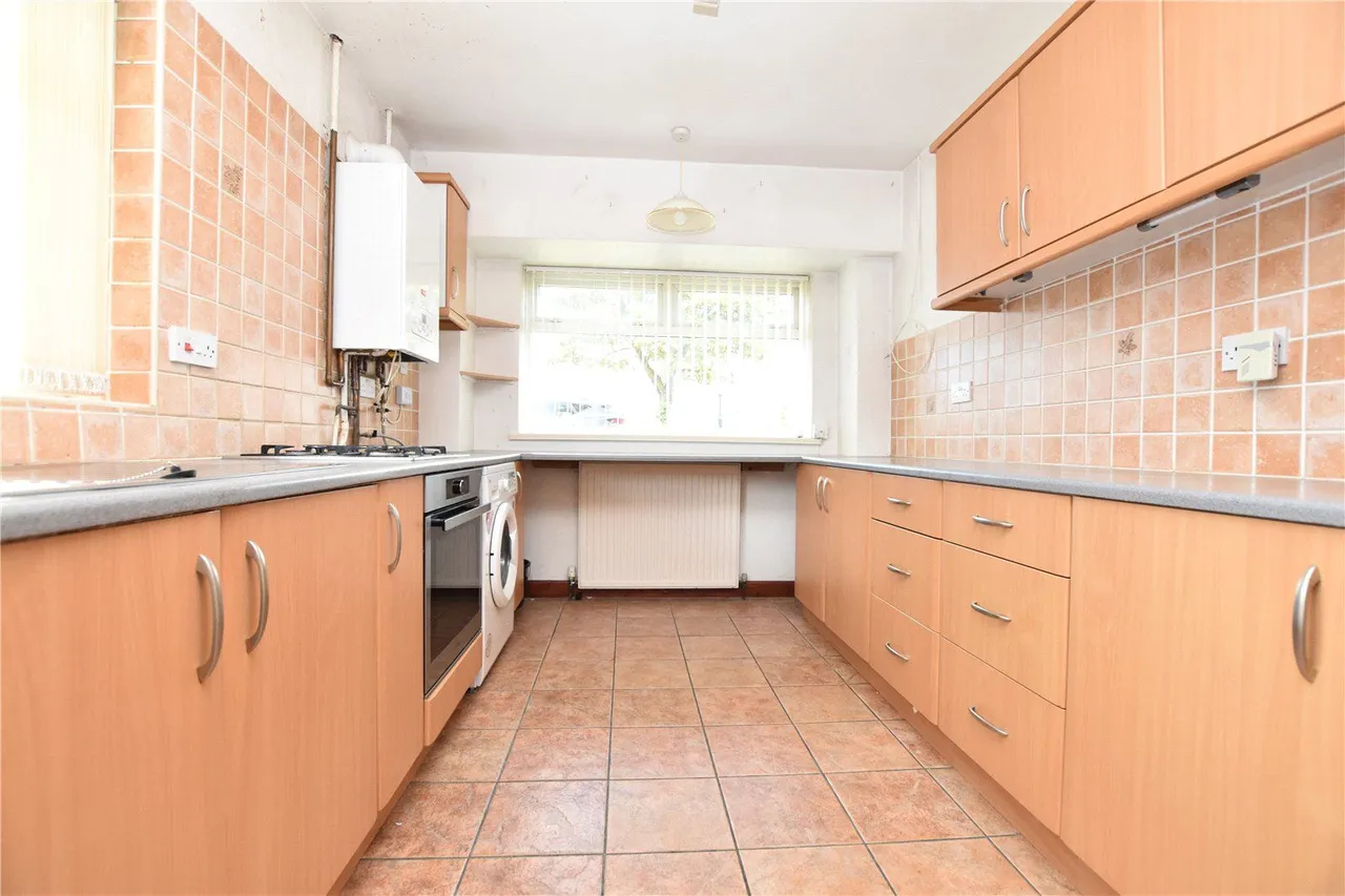 Highfield Gardens, Gildersome, LS27, photo 4