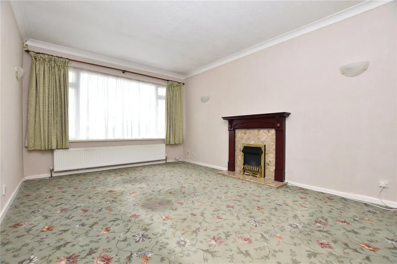 Highfield Gardens, Gildersome, LS27, photo 2