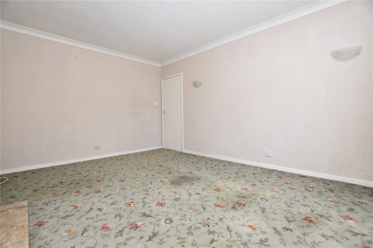 Highfield Gardens, Gildersome, LS27, photo 15
