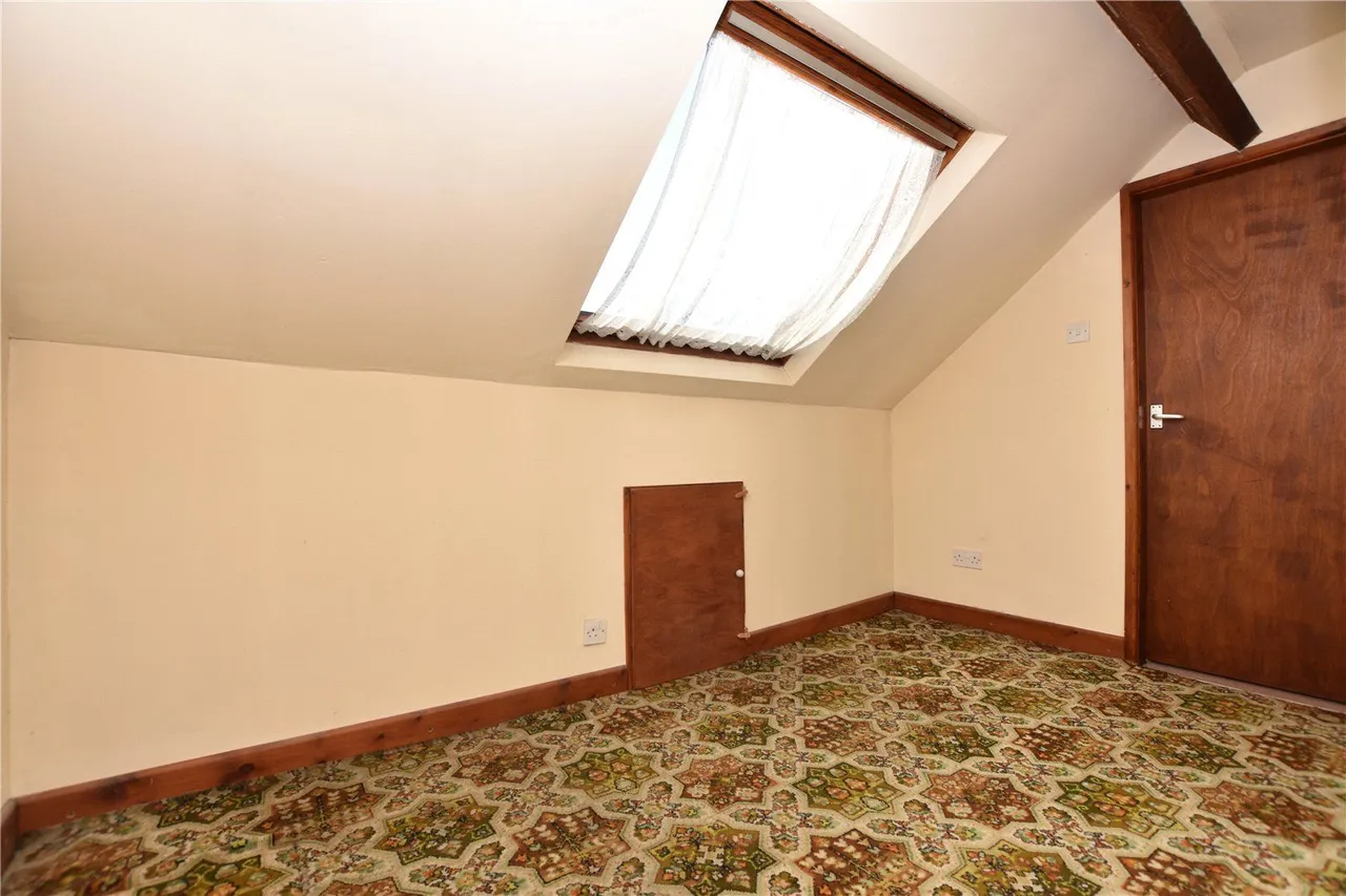 Highfield Gardens, Gildersome, LS27, photo 9