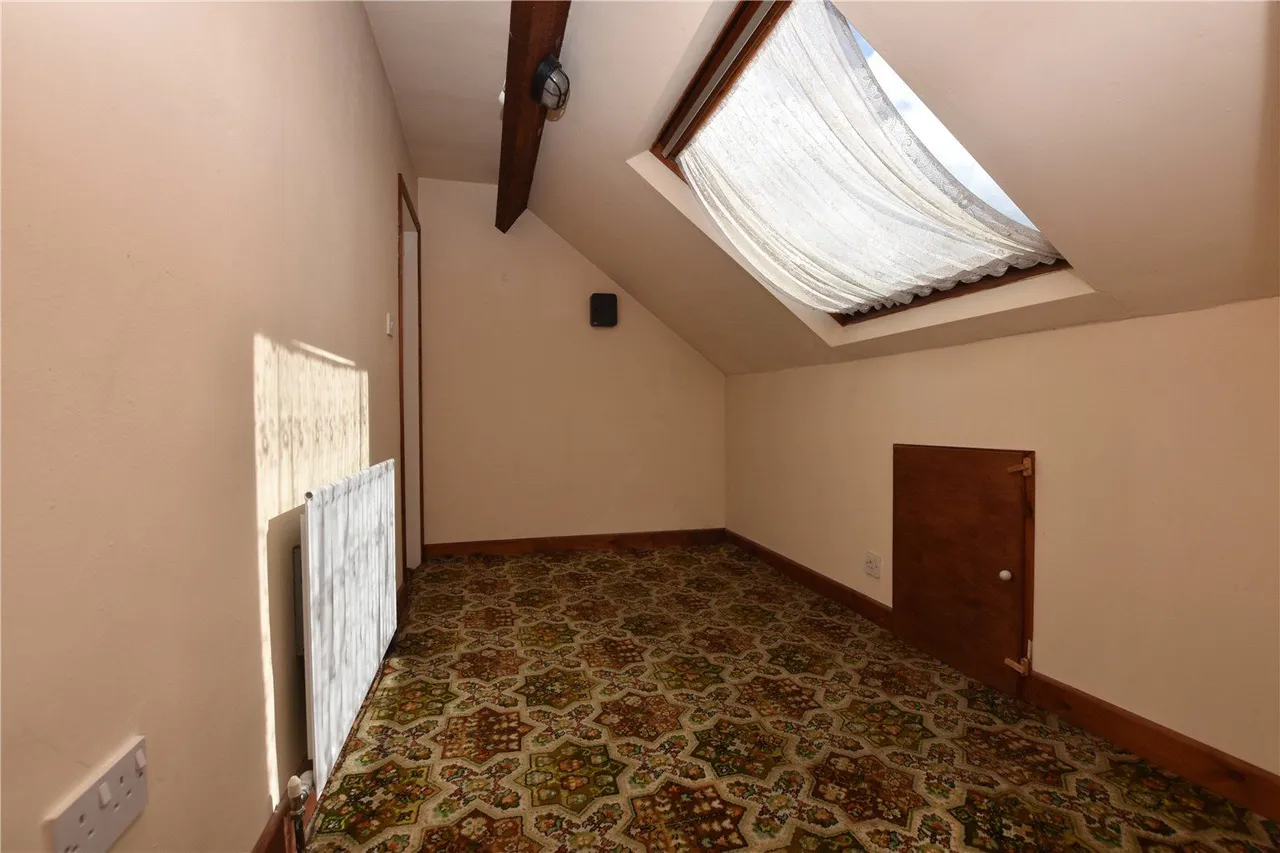 Highfield Gardens, Gildersome, LS27, photo 22
