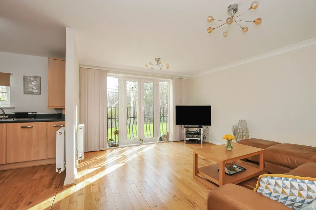 Crosby Gardens, Uxbridge, UB8, photo 12