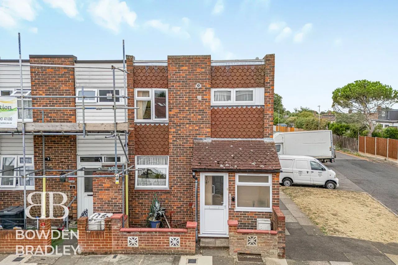 Covert Road, photo 36