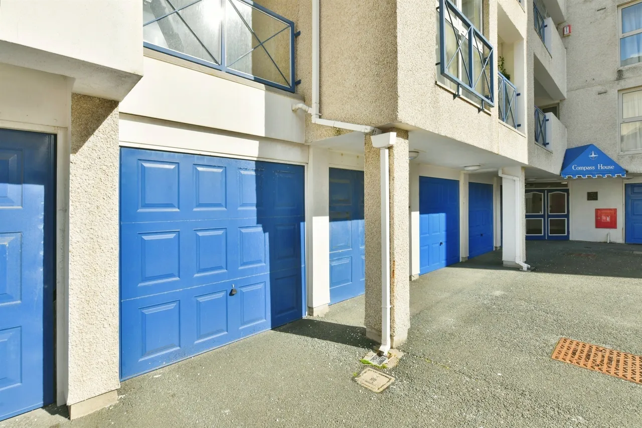 Mariners Court, Plymouth, PL4, photo 24