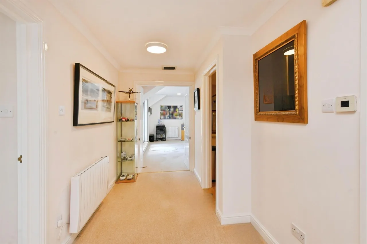 Mariners Court, Plymouth, PL4, photo 22