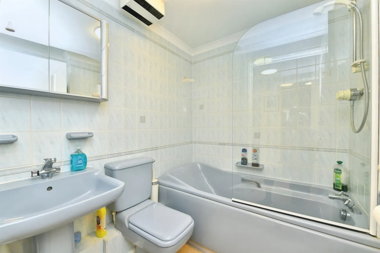 Mariners Court, Plymouth, PL4, photo 23