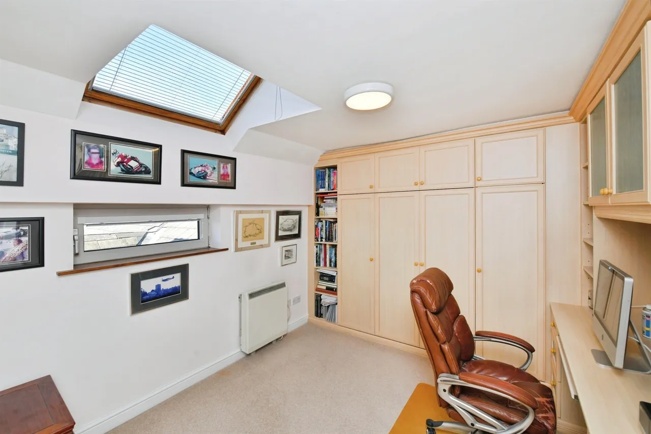 Mariners Court, Plymouth, PL4, photo 21