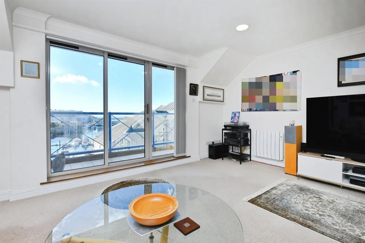 Mariners Court, Plymouth, PL4, photo 3