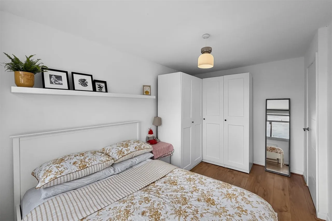 Amberwood Drive Baguley, Manchester M23 9NZ, photo 21