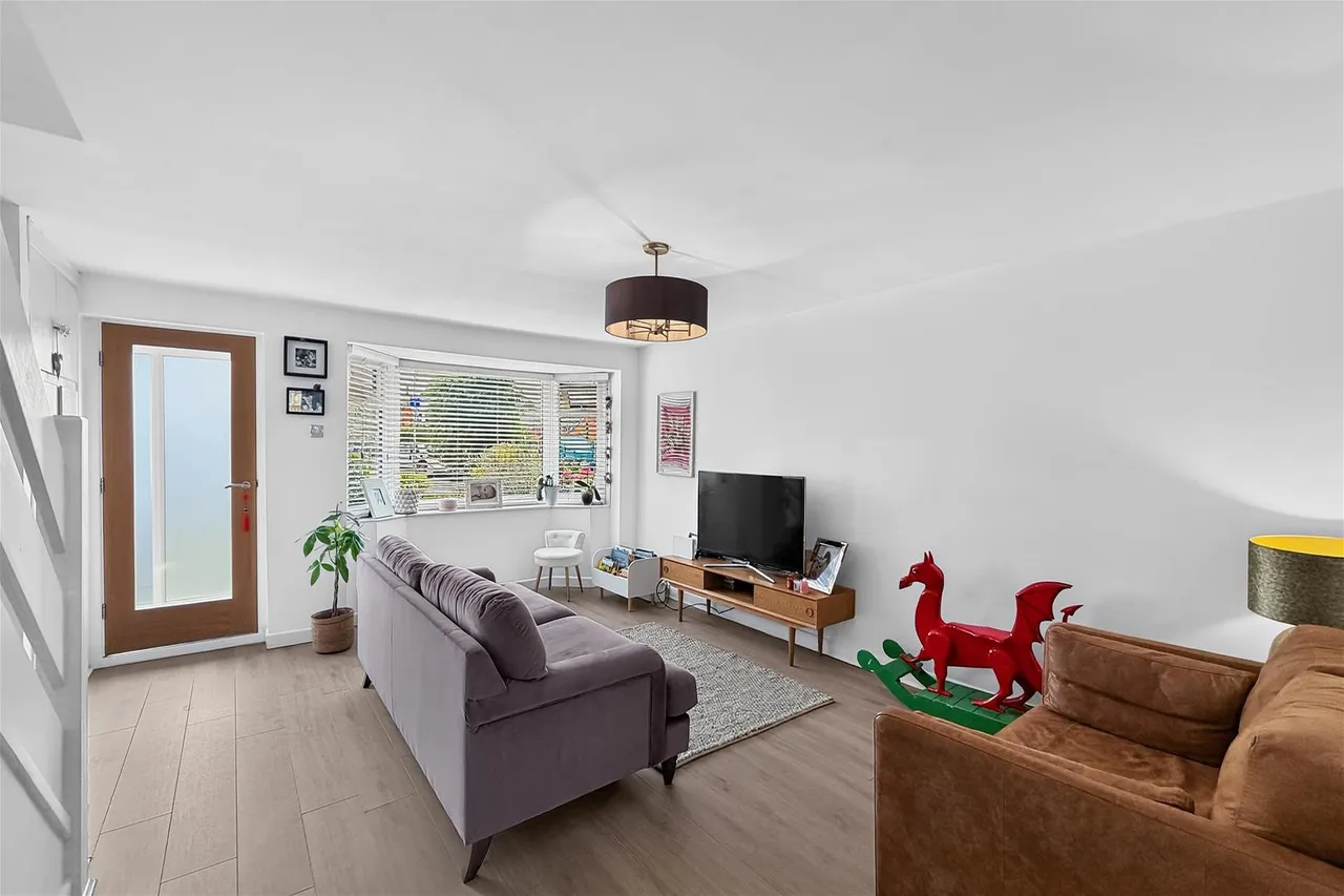 Amberwood Drive Baguley, Manchester M23 9NZ, photo 7