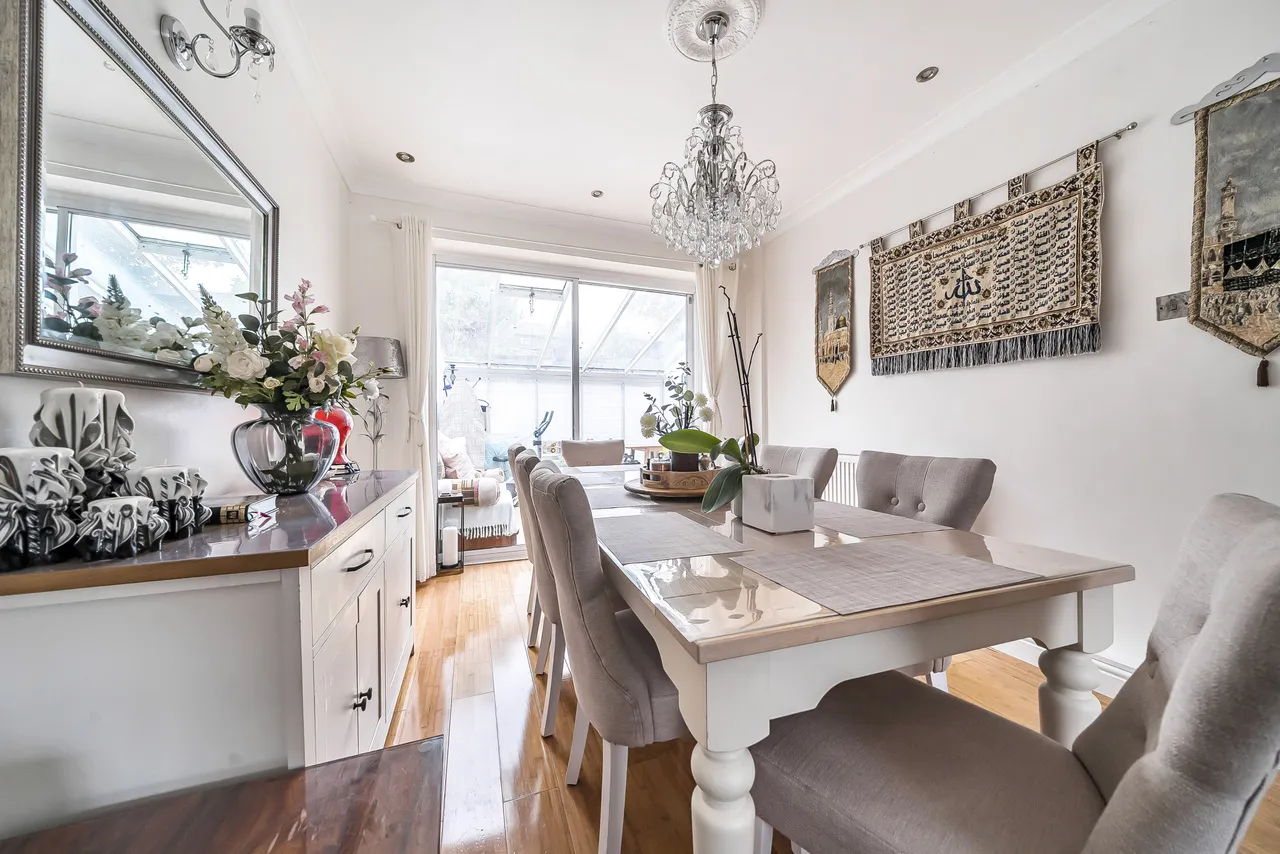 Brownspring Drive, London, SE9, photo 2