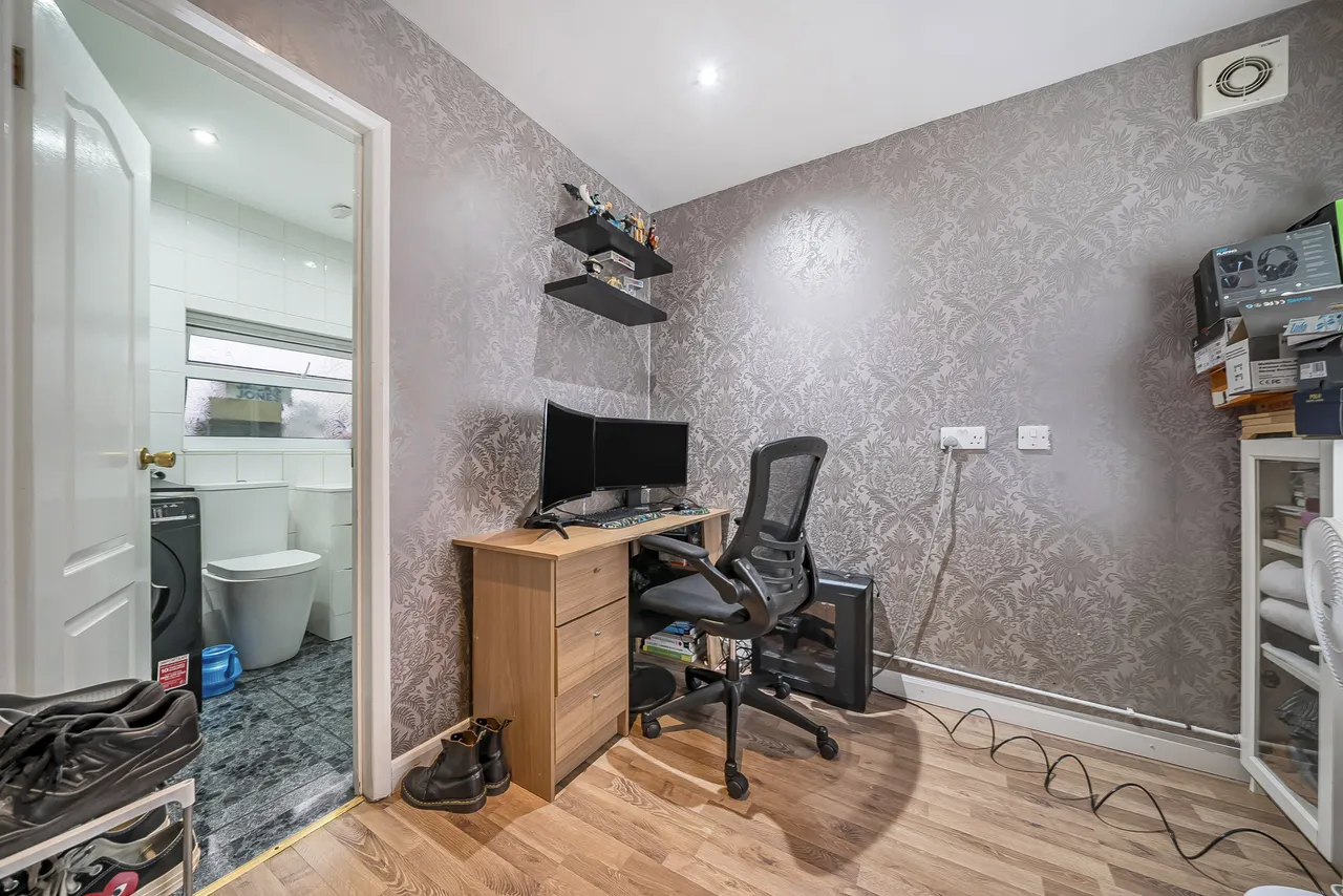 Brownspring Drive, London, SE9, photo 11