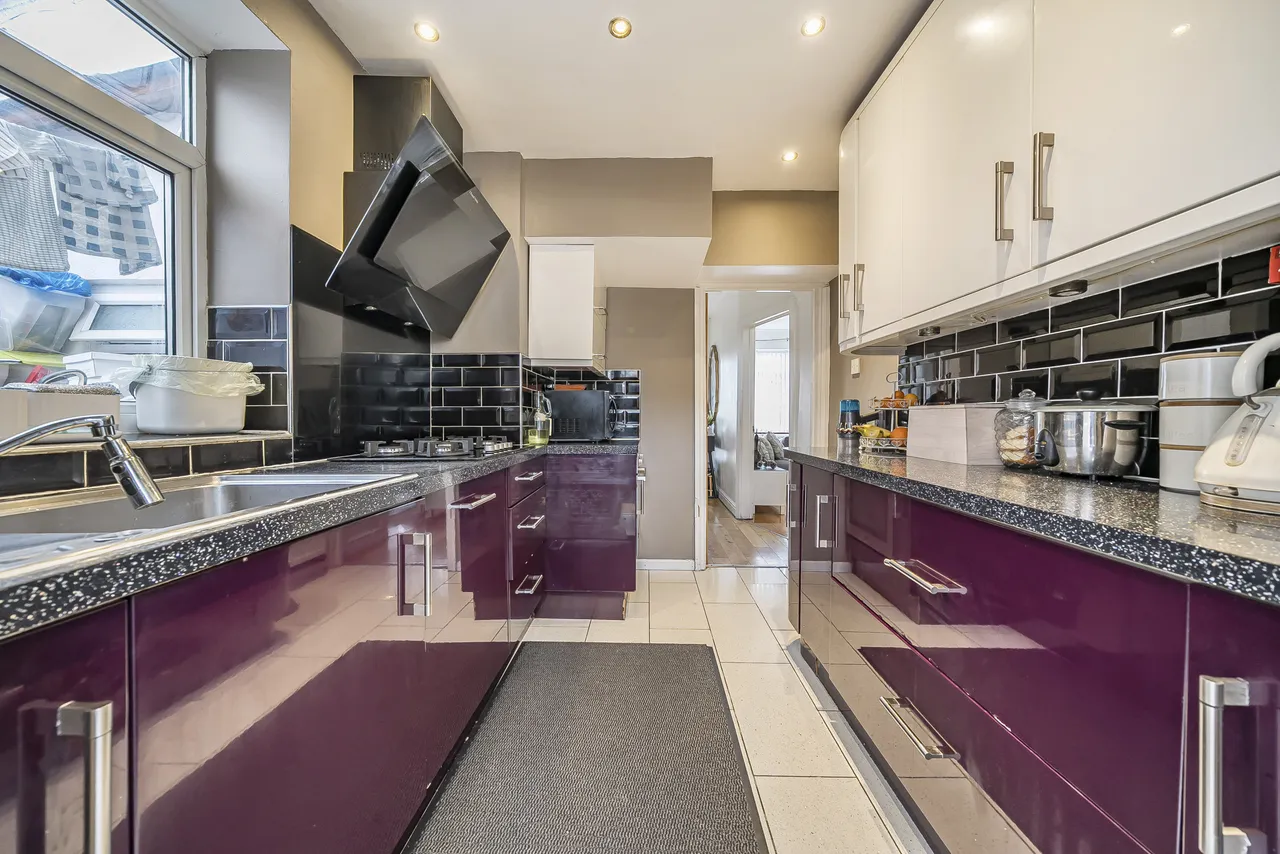 Brownspring Drive, London, SE9, photo 3