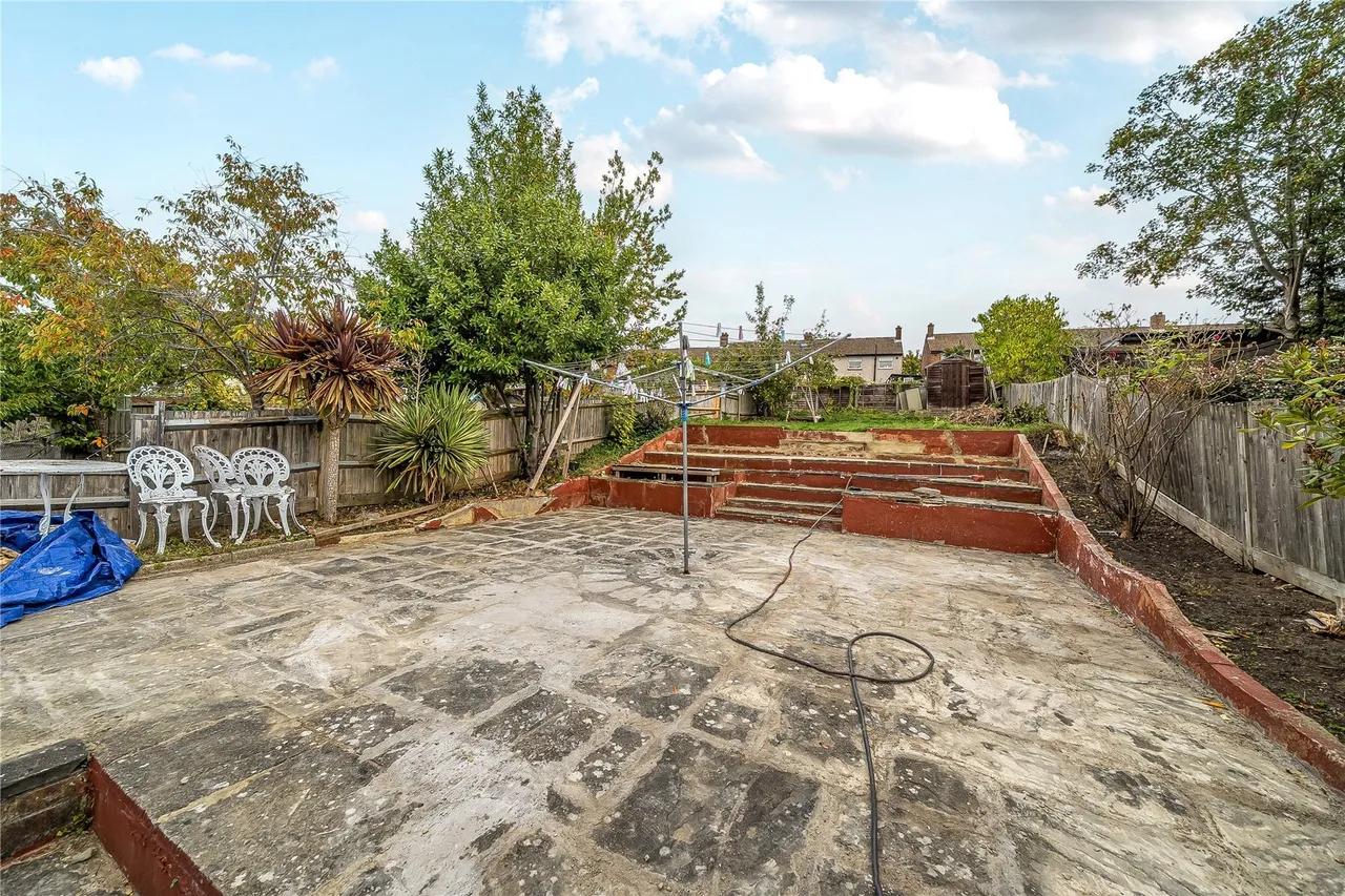 Brownspring Drive, London, SE9, photo 17